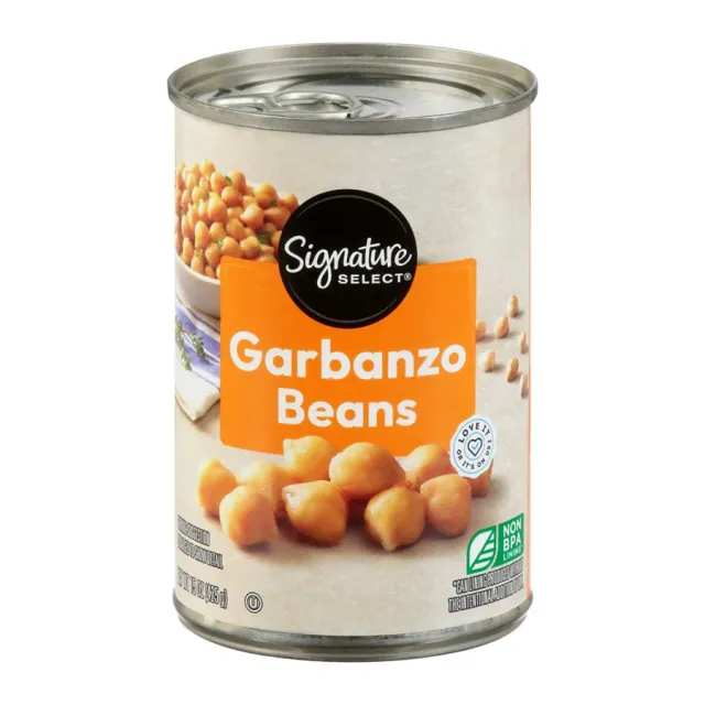 Signature Select Garbanzo Beans, front of pack