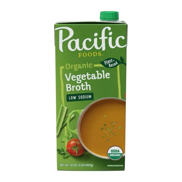 Pacific Foods Organic low sodium vegetable broth, front of pack